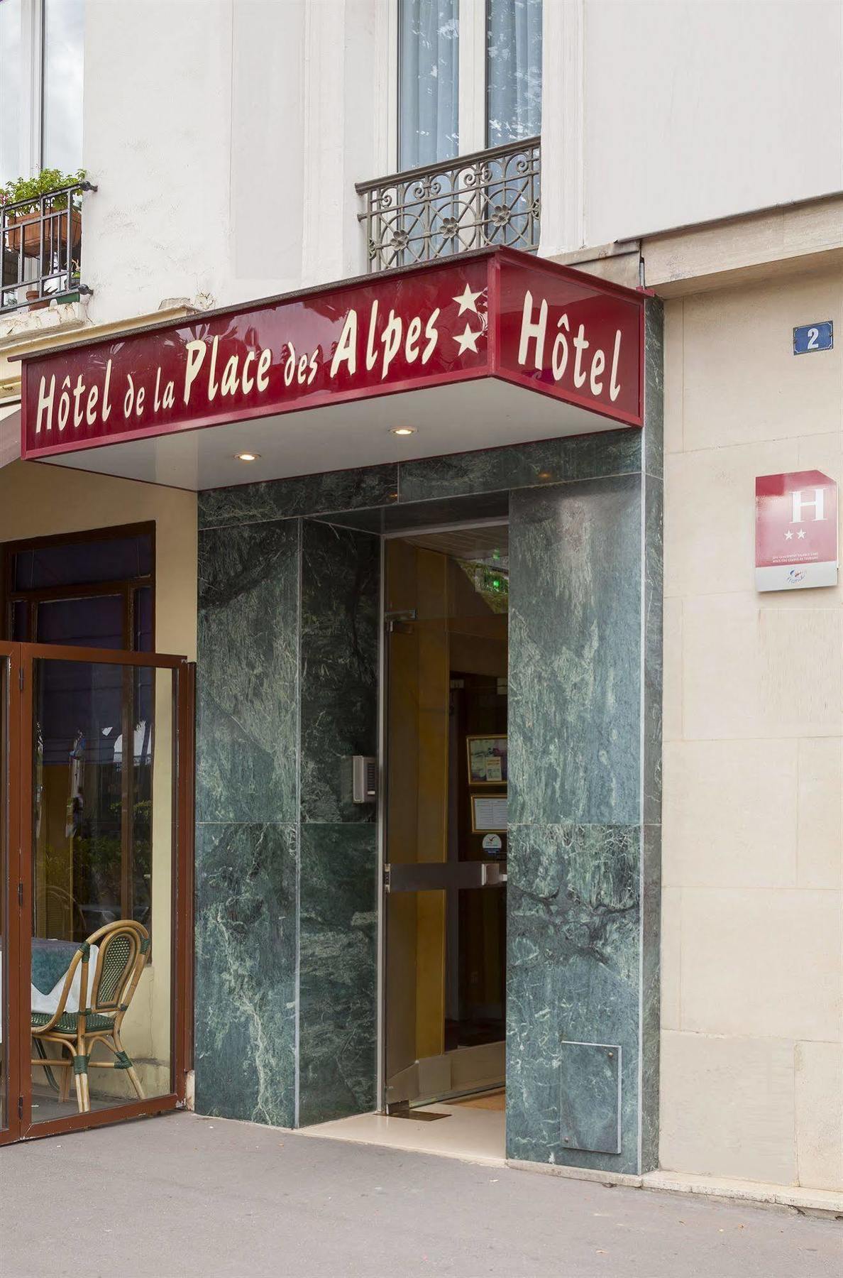 Hotel De La Place Des Alpes Párizs Kültér fotó